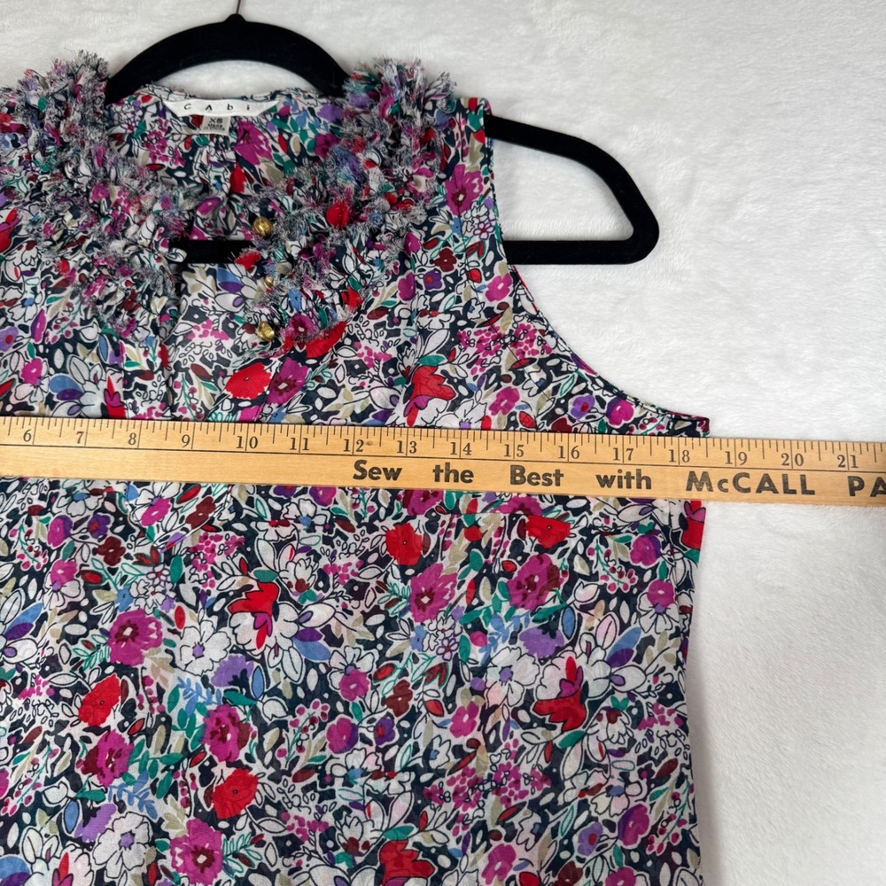 Cabi Womens Top XS Sleeveless Liberty Floral Print Ruffle Collar Button Detail - Picture 7 of 8